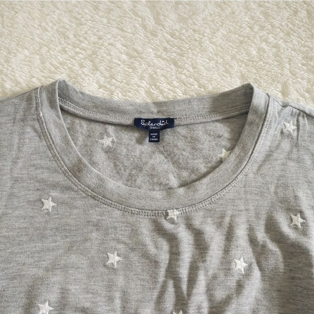 Splendid👍 Light Grey Embroidered Stars⭐ Sweater - Picture 5 of 14